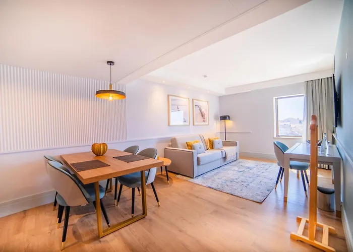 Hotel Am Vip Executive Suites Do Marques